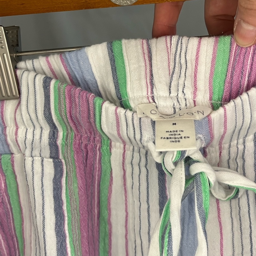 NWT Caslon stripped cotton shorts with front pockets teal/white/purple colored,M - Picture 5 of 6